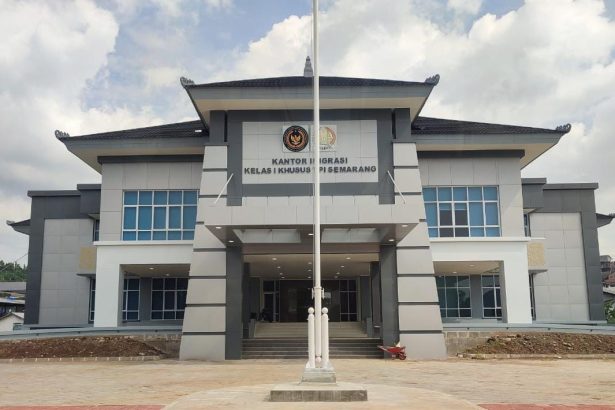 Bentuk Gedung Kantor baru Imigrasi Semarang