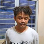 Perwakilan LBH Semarang, M Safali saat menjelaskan perkembangan pendampingan tersangka kasus demo May Day.