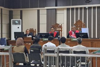 Lima saksi duduk di tengah ruang sidang kasus korupsi Mbak Ita di Pengadilan Tipikor Semarang, Senin (19/5/2025)