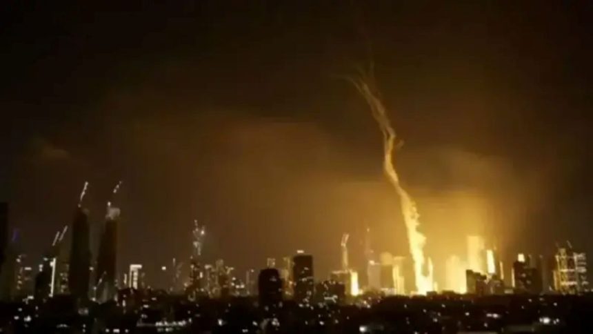 Rudal Iran berhasil menembus sistem pertahanan Israel Iron Dome, hingga membuat markas besar IDF rusak parah.