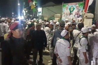 Kericuhan berdarah mewarnai ceramah Rizieq Shihab di Pemalang, Jawa Tengah, Kamis (24/7/2025) dini hari.