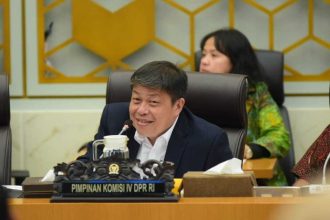 Wakil Ketua Komisi IV DPR RI Alex Indra Lukman menilai, kebijakan tarif dagang 0% barang asal AS ke Indonesia, diyakini mengancam kedaulatan pangan, terutama nasib petani dan peternak dalam negeri