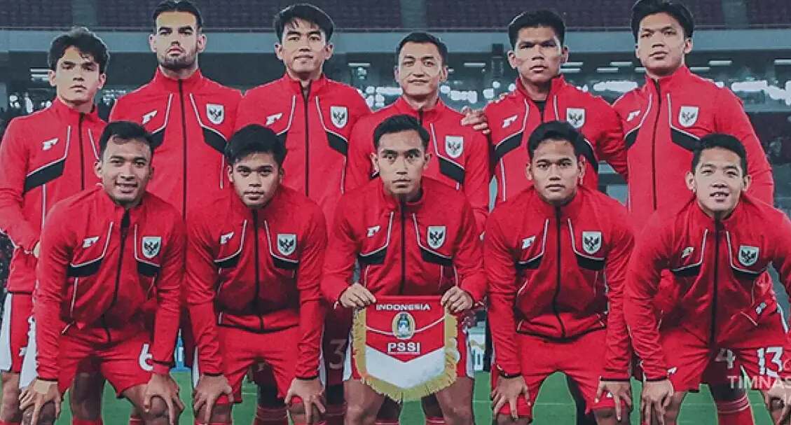 Timnas Indonesia U-23 kembali menelan pil pahit setelah kalah dalam partai Final ASEAN U-23 Championship 2025 melawan Vietnam di SUGBK Jakarta.